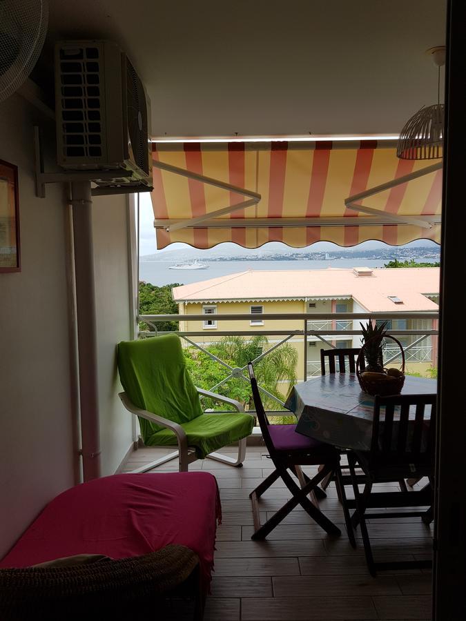 Studio Kasanaco Avec Vue La Baie De Fort De France لي تروا زيليه المظهر الخارجي الصورة